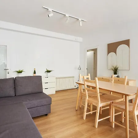 Apartment Family Camp Nou By Maison Pinata Barcelona